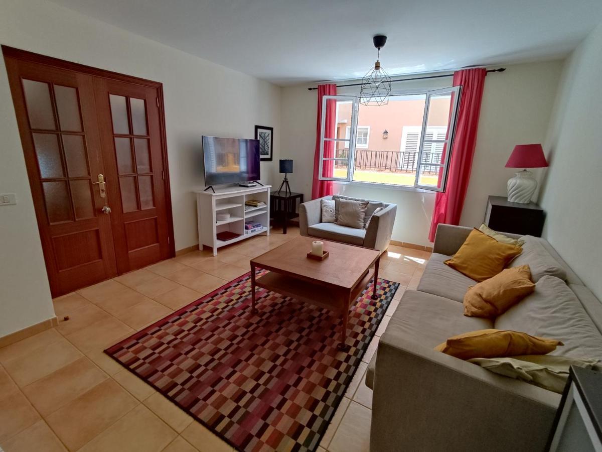 Cheerful 3 Bedroom Town House With Garage Tegueste Eksteriør bilde