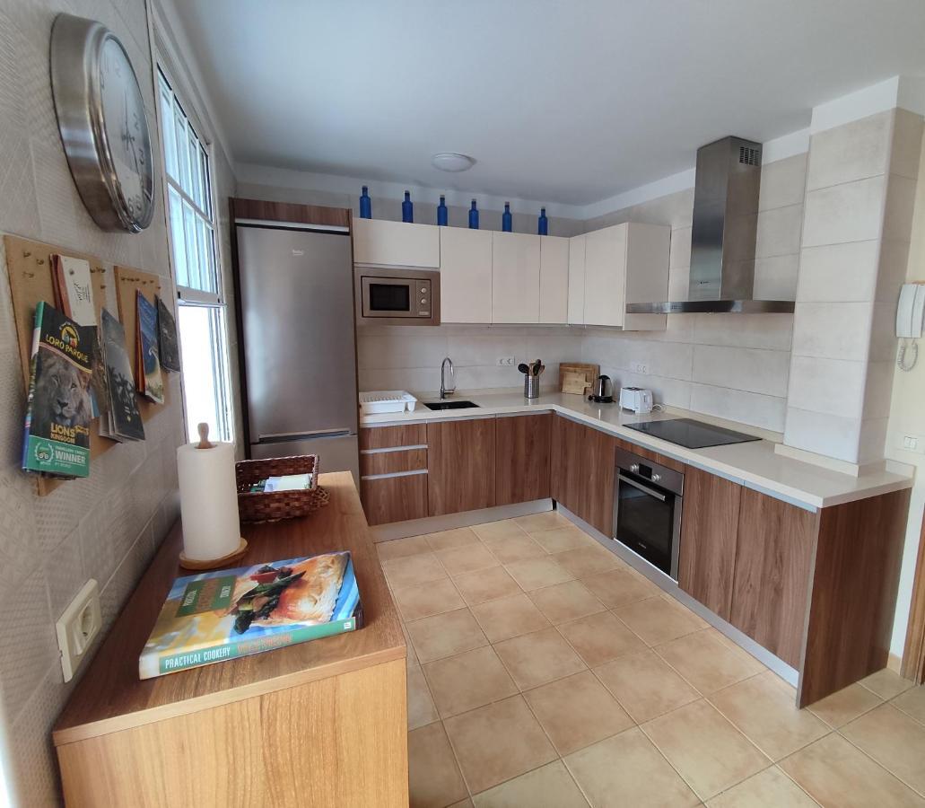 Cheerful 3 Bedroom Town House With Garage Tegueste Eksteriør bilde